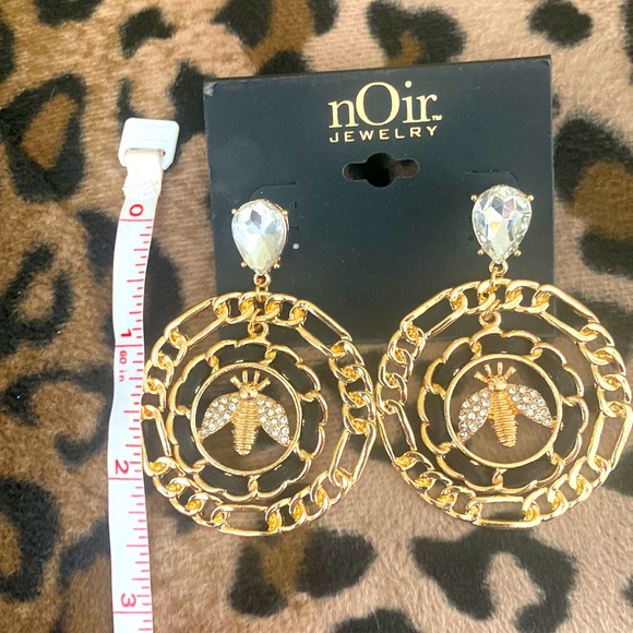 nOir Double circle rhinestone Bee earrings - Picture 5 of 5